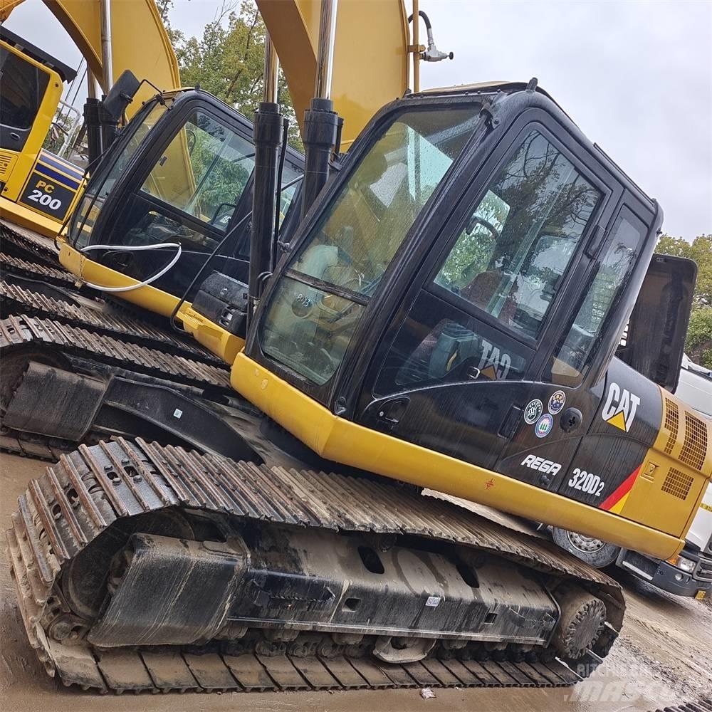 CAT 320 D Kāpurķēžu ekskavatori