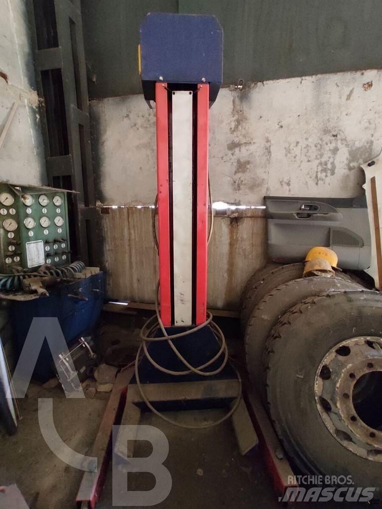  Emanuel SCM 75 Šķērveida liftu galdi