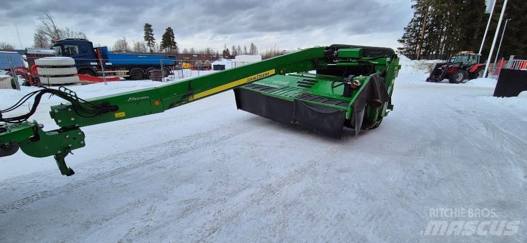 John Deere 835 Pļaujmašīnas ar kondicionieri