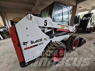 Bobcat S550 Iekrāvēji uz riteņiem