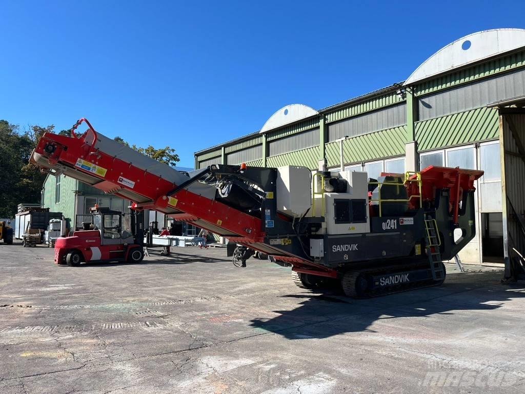 Sandvik QJ 241 Mobilie drupinātāji