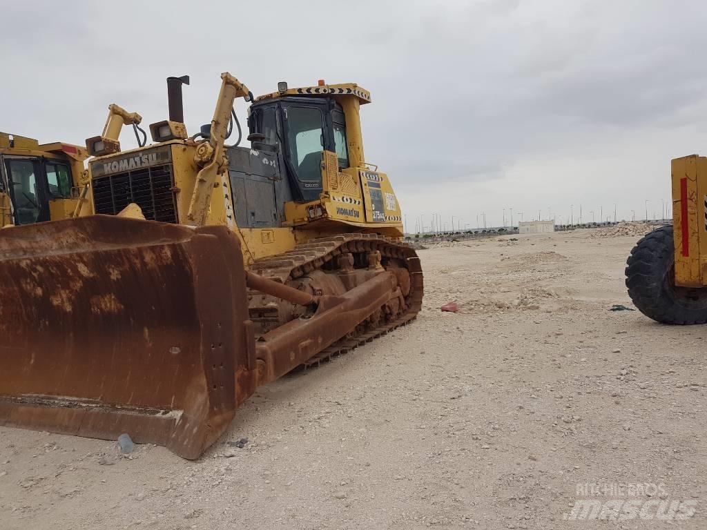 Komatsu D 275 AX Kāpurķēžu buldozeri