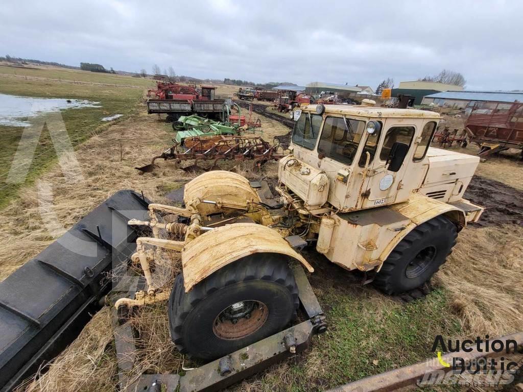 Kirovets K 701 Traktori