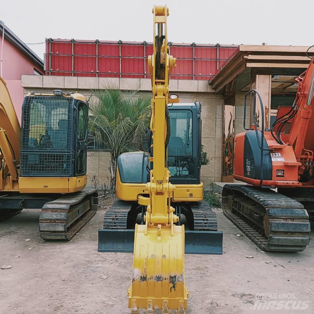 Komatsu PC 40 Kāpurķēžu ekskavatori