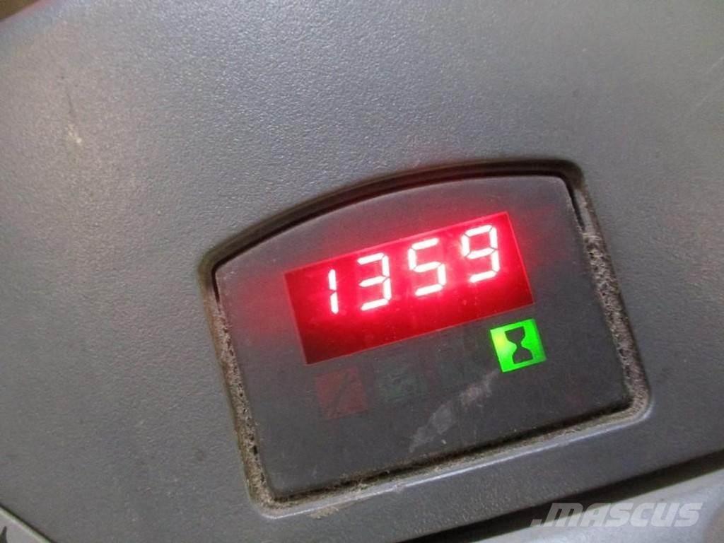 BT LWE 180 Zemie palešu pacēlāji