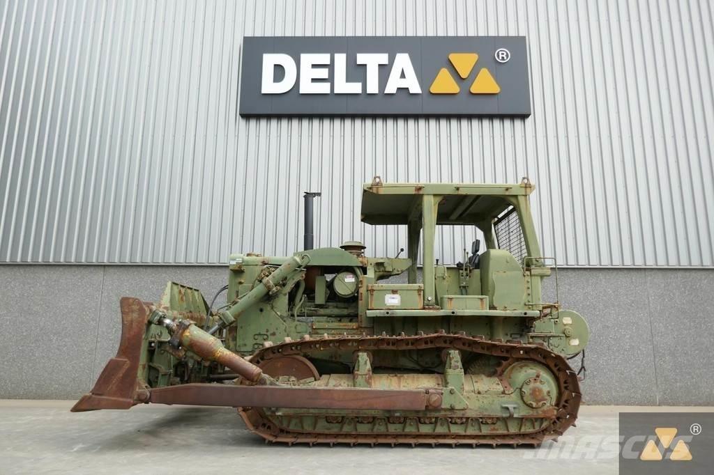 CAT D7F Ex-army Kāpurķēžu buldozeri
