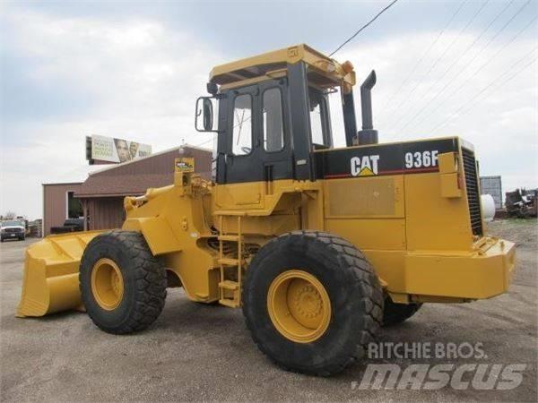 CAT 936 F Iekrāvēji uz riteņiem