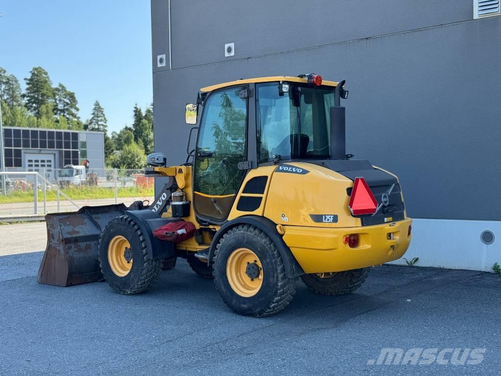 Volvo L 25 F Iekrāvēji uz riteņiem