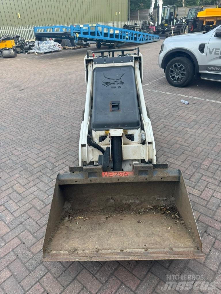 Bobcat MT 100 Kāpurķēžu iekrāvēji