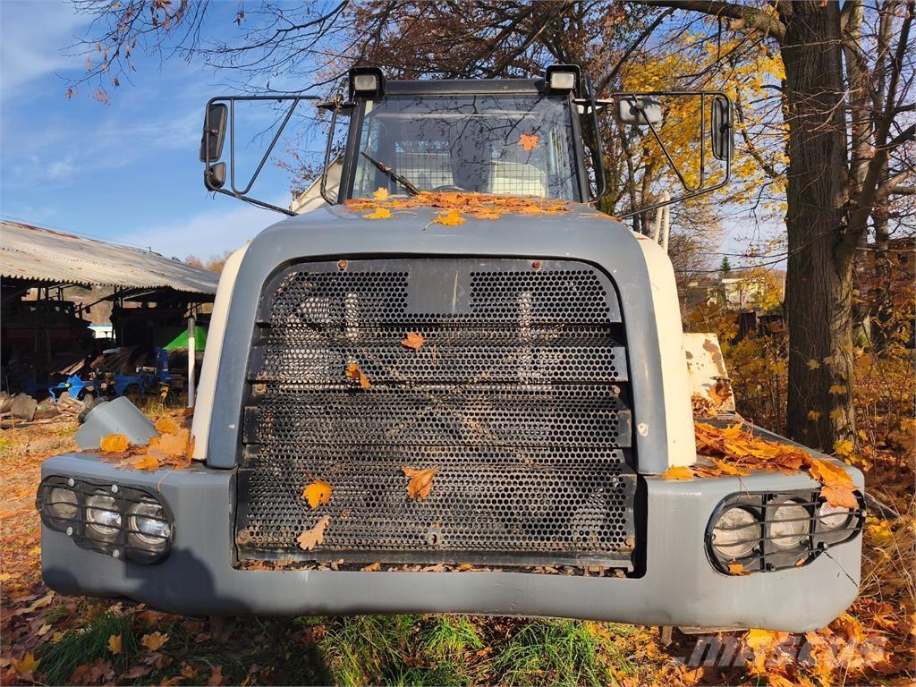 Terex TA30 Pašizgāzējs