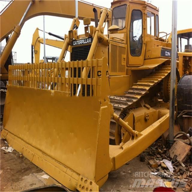 CAT D7H Kāpurķēžu buldozeri