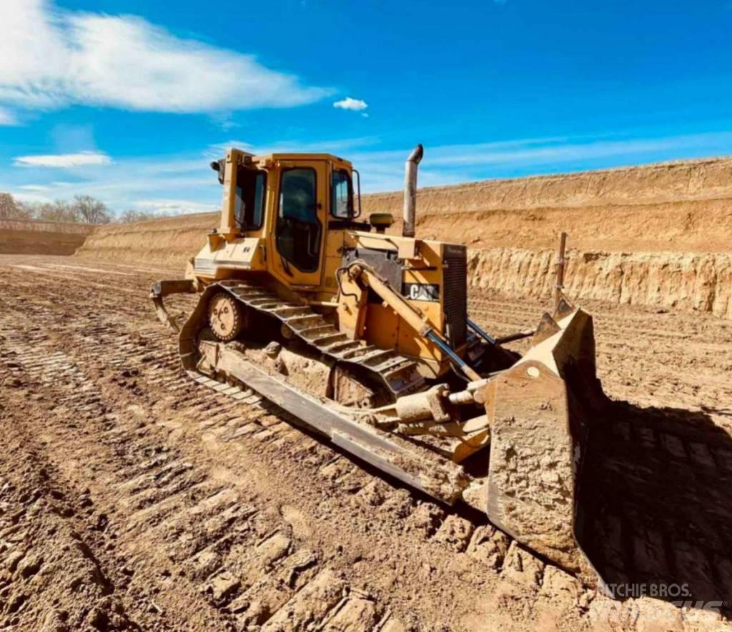 CAT D 5 H Kāpurķēžu buldozeri