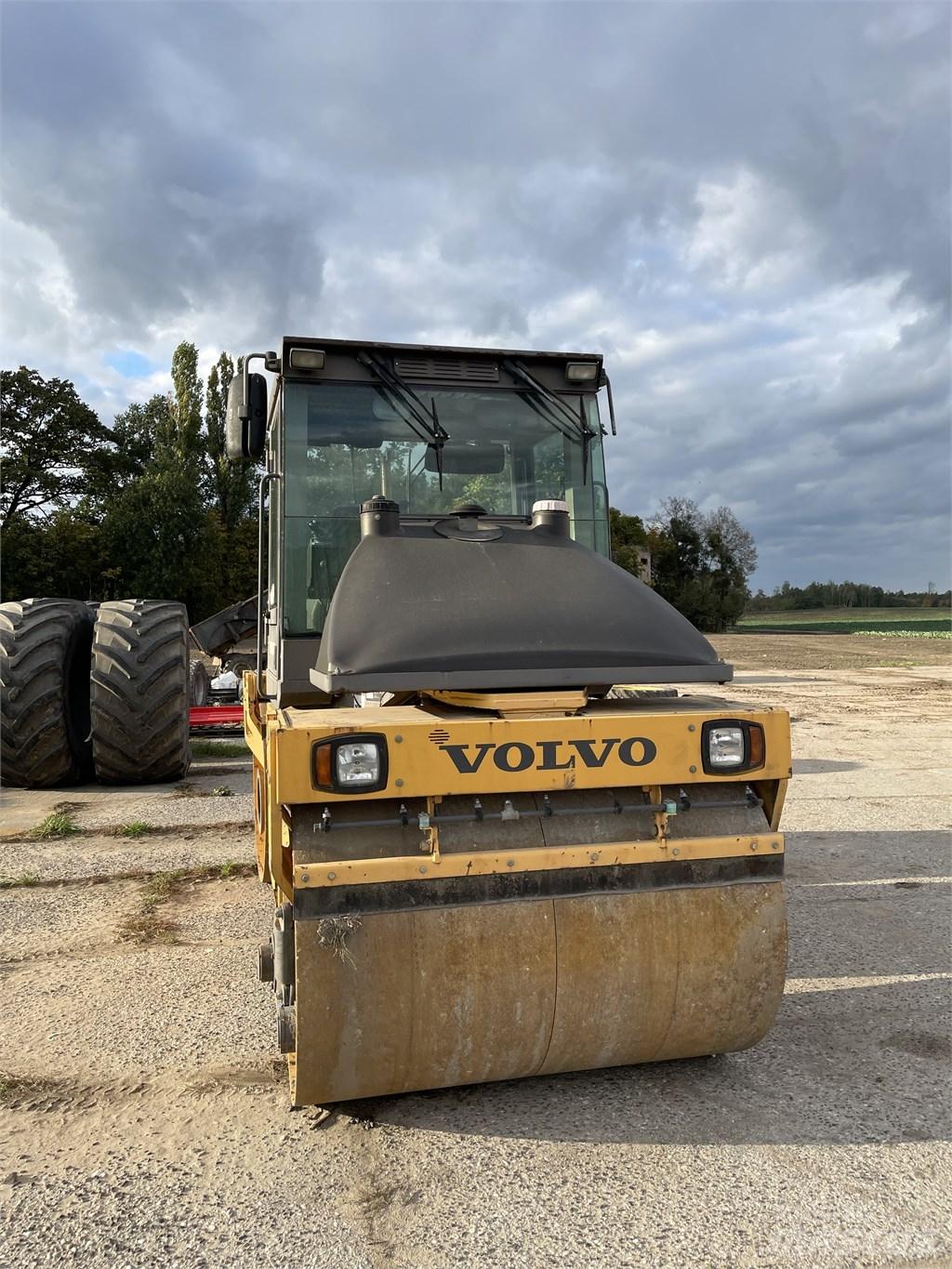 Volvo DD 85 Divvalču grunts veltņi