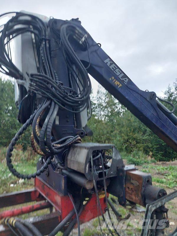 Kesla 2110 T Kokmateriālu krāni