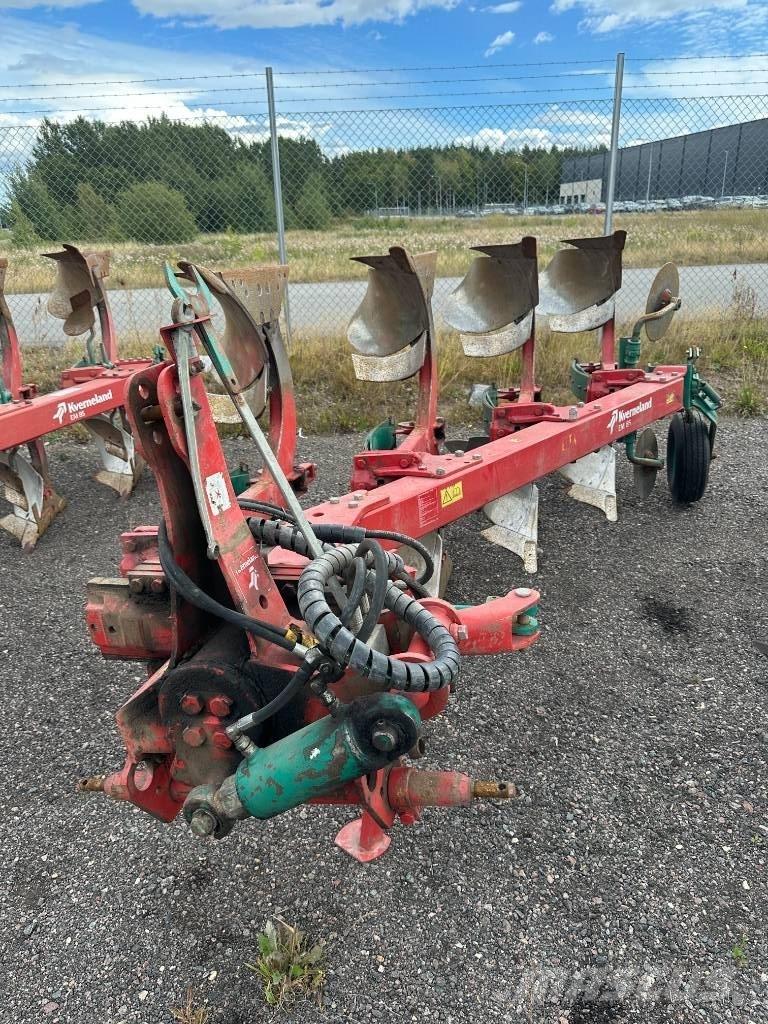 Kverneland EM85 Maiņvērsējarkli