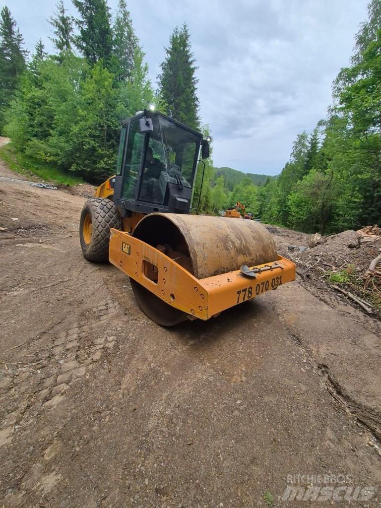CAT CS 56 Vienvalča grunts veltņi
