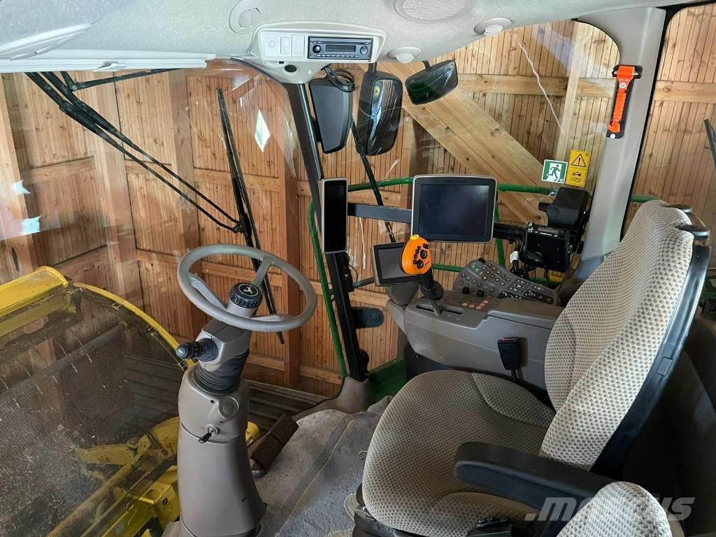 John Deere 8300 Lopbarības novācēji