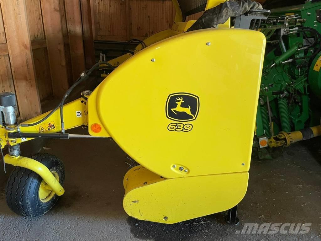 John Deere 8300 Lopbarības novācēji