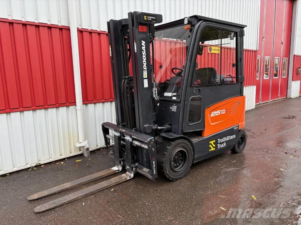 Doosan B 25 X-7 Elektriskie iekrāvēji