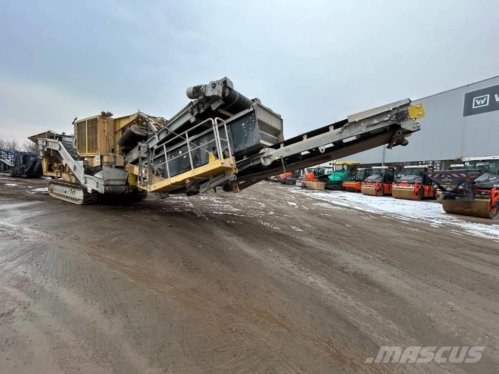 Keestrack R6 Mobilie drupinātāji