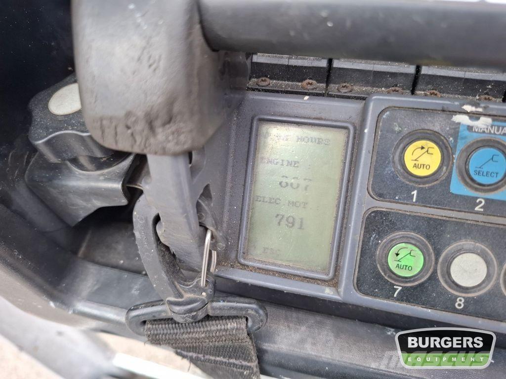 Hinowa 20.10 IIIS Strēles pacēlāji