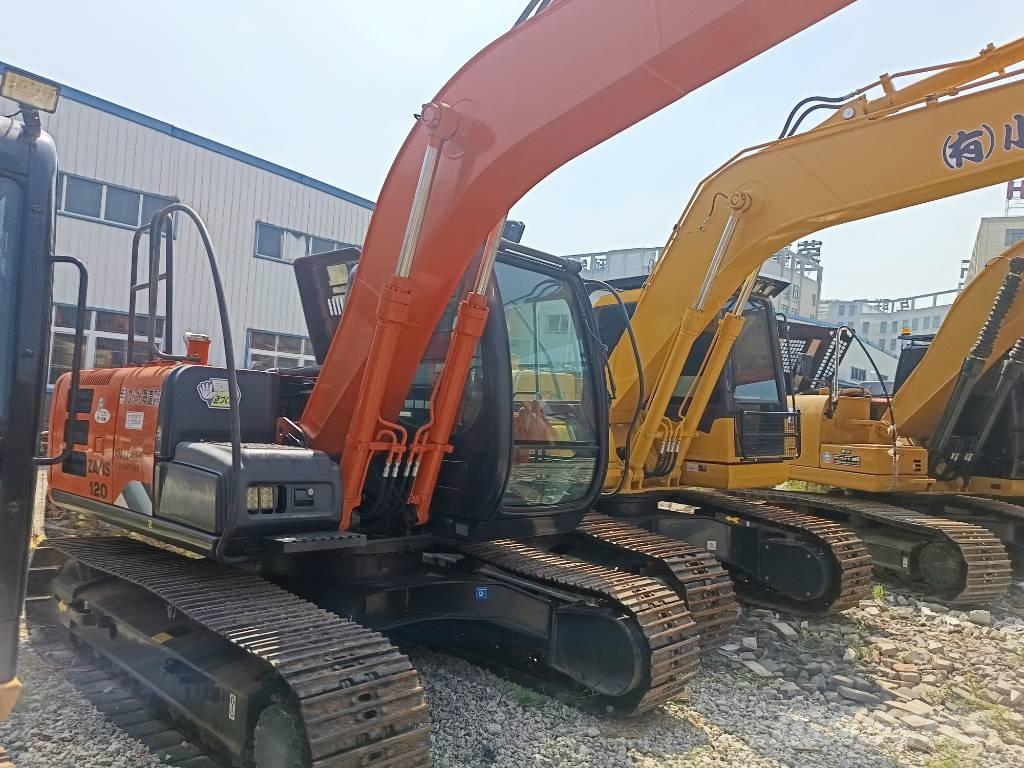 Hitachi ZX 120 Kāpurķēžu ekskavatori