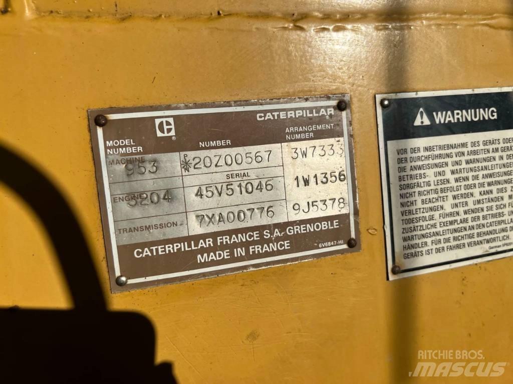 CAT 953 - Ripper Kāpurķēžu iekrāvēji