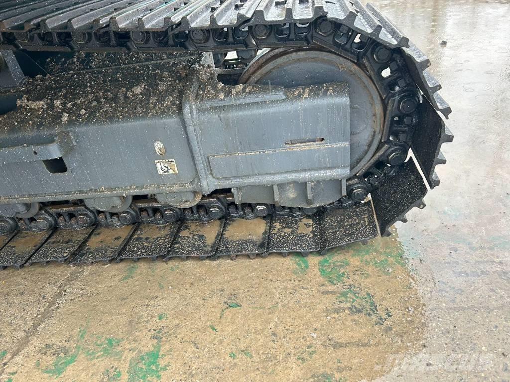 Kobelco SK200D Kāpurķēžu ekskavatori