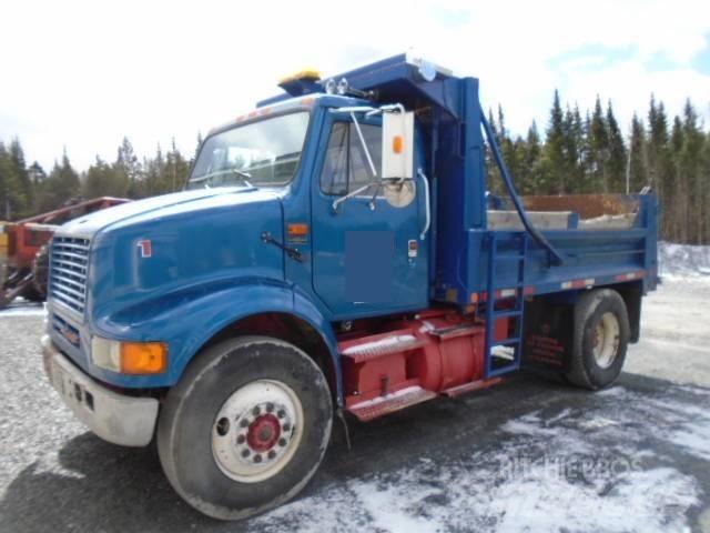 International 8100 Pašizgāzējs