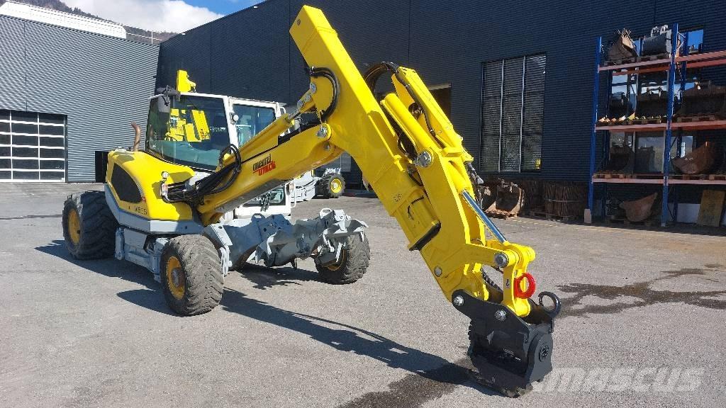 Menzi Muck M535 Ekskavatori uz riteņiem