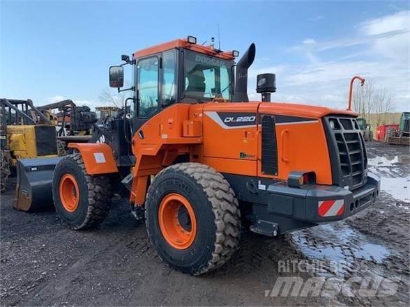 Doosan DL220-5 Iekrāvēji uz riteņiem
