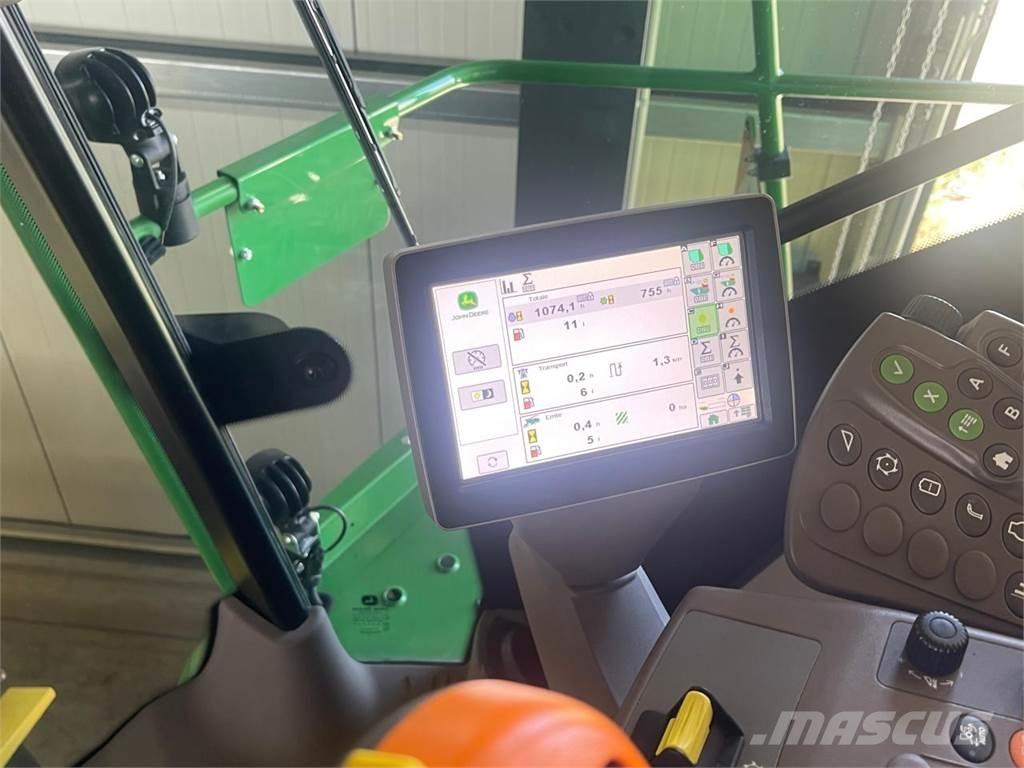 John Deere 8200i Lopbarības novācēji