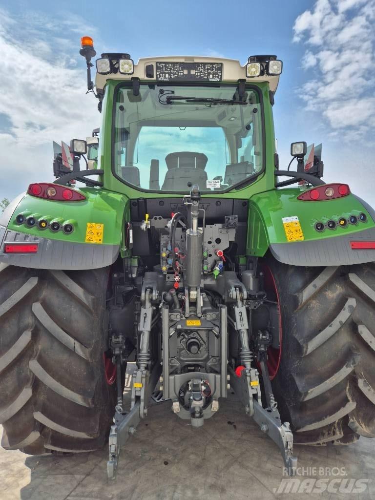 Fendt 720 Profi Plus Traktori
