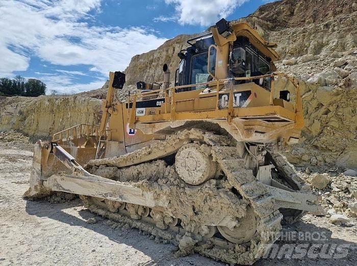 CAT D8T Kāpurķēžu buldozeri