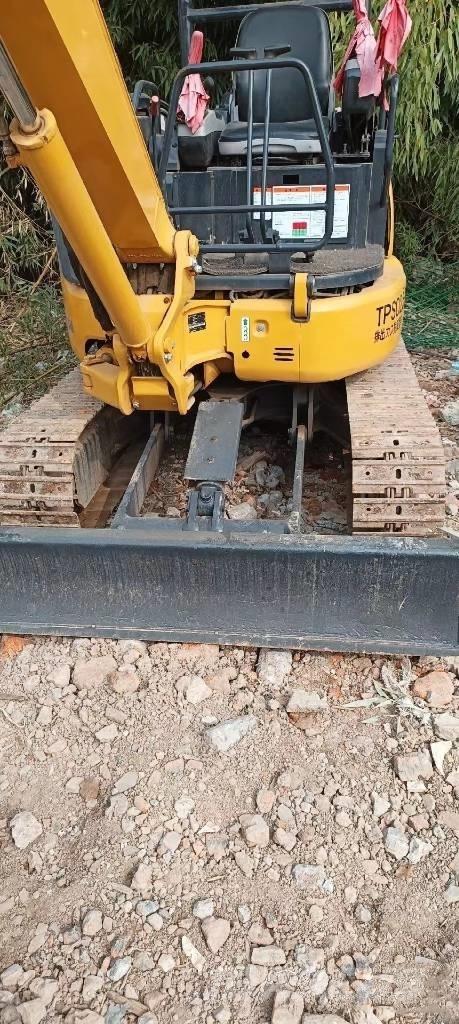 Komatsu PC35 Mini ekskavatori < 7 t