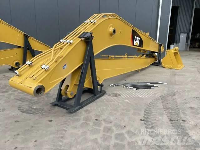 CAT 323D 18m Set Grāvju arkls