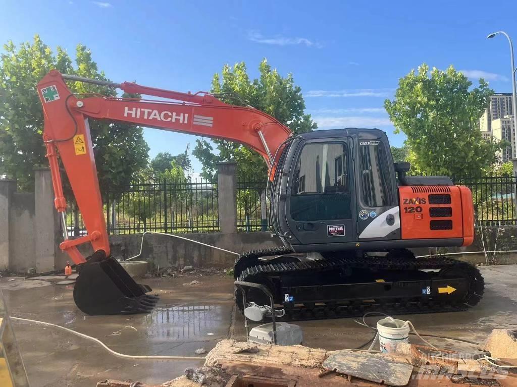 Hitachi ZX 120 Kāpurķēžu ekskavatori