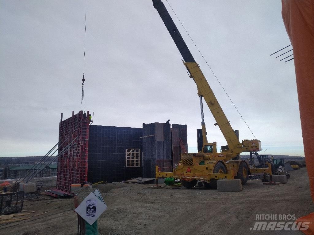 Grove RT 9100 Celtņi nelīdzenām virsmām