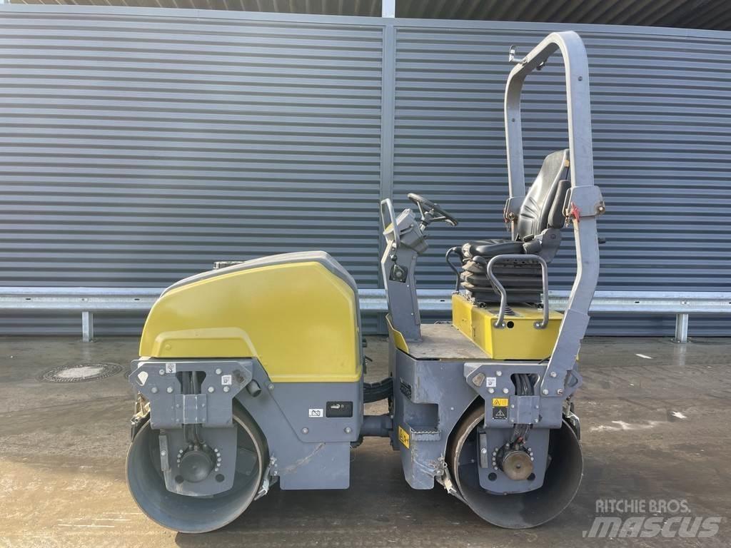 Dynapac CC1200 Divvalču grunts veltņi