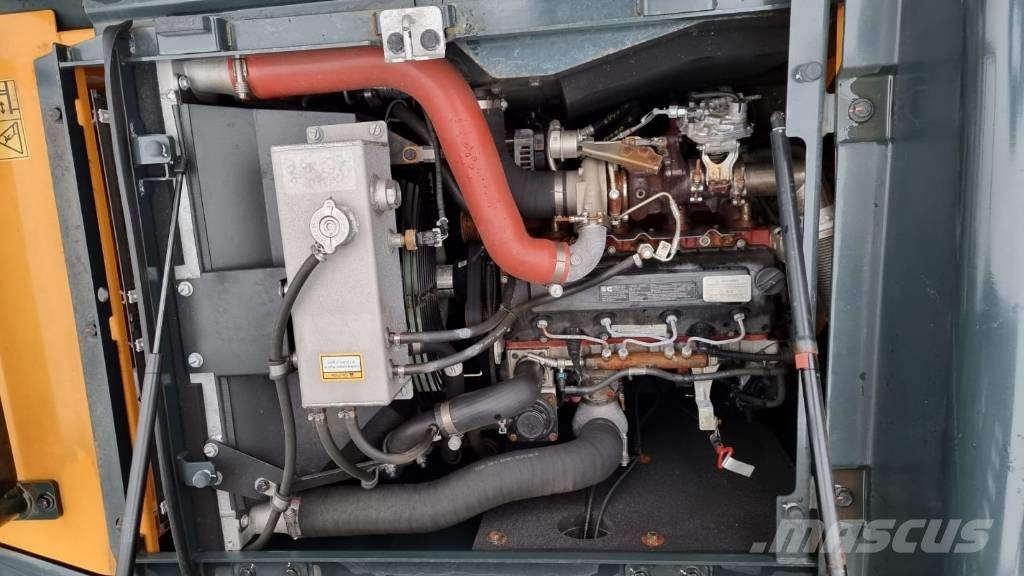 Hyundai HX 140 AL Kāpurķēžu ekskavatori