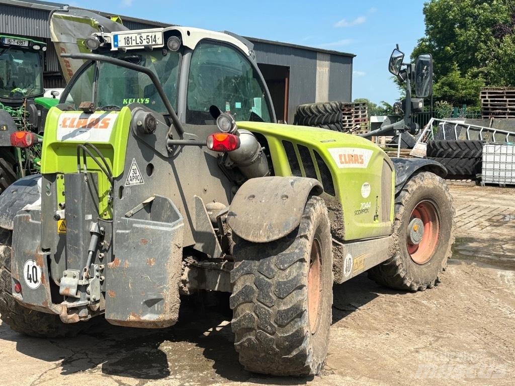 CLAAS Scorpion 7044 Lauksaimniecības pacēlāji