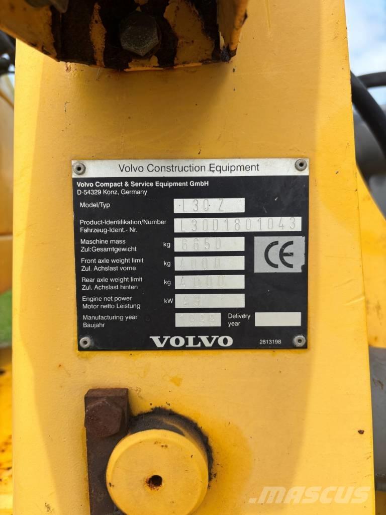 Volvo L30 Mini iekrāvēji