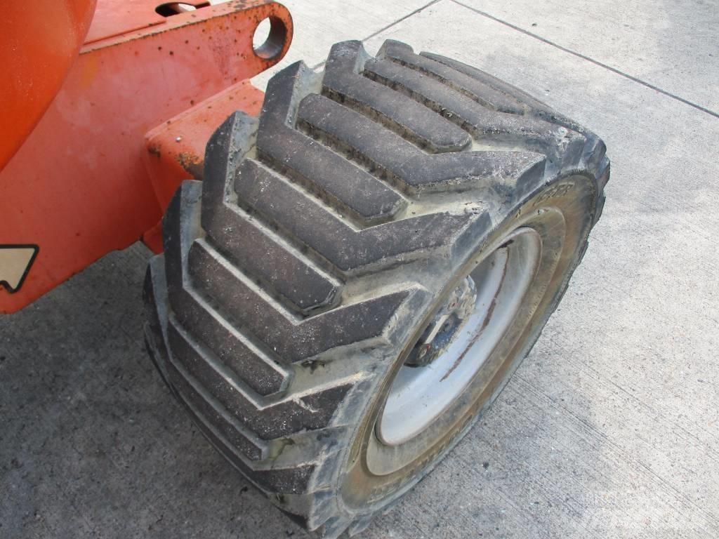 JLG 450 AJ (193) Kompakts pacēlājs ar rotējošu strēli