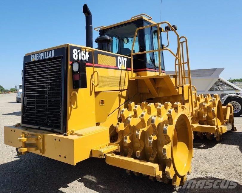 CAT 815 F Augsnes blīvētāji