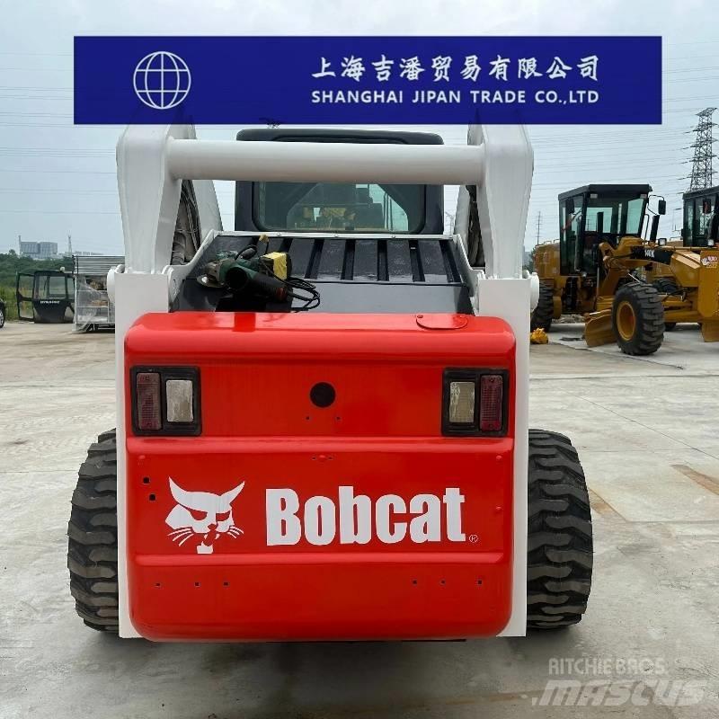 Bobcat S 300 Lietoti riteņu kompaktiekrāvēji