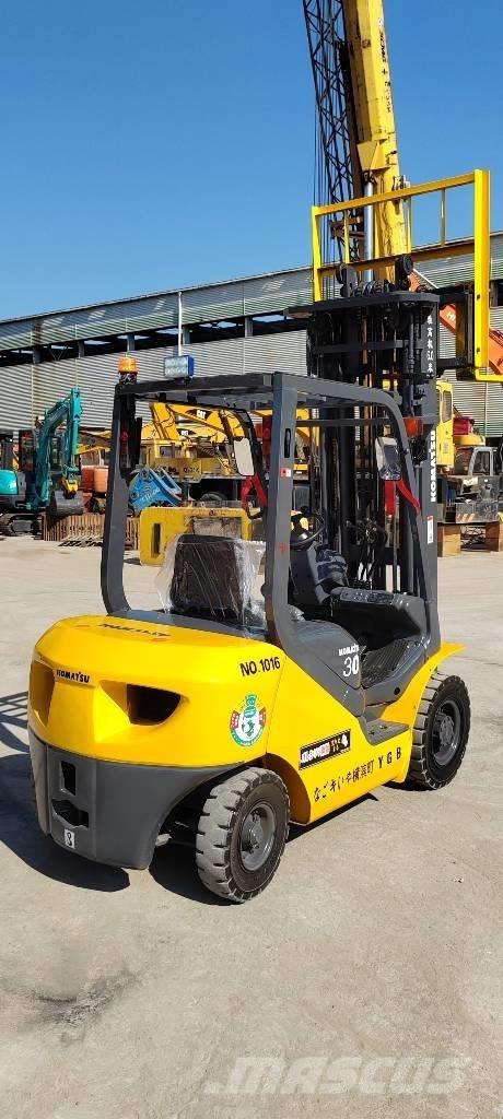 Komatsu FD 30 T-17 Tehnika ar dīzeļa dzinēju