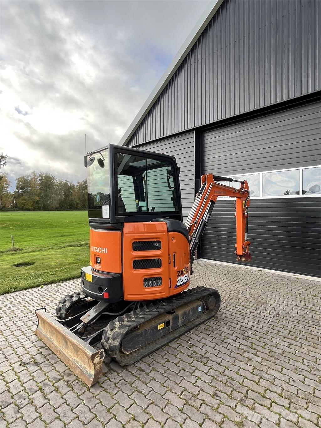 Hitachi ZX 26 U-6 CR Mini ekskavatori < 7 t