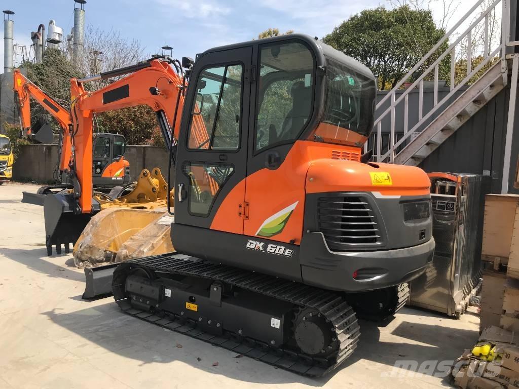 Doosan DX 60 Kāpurķēžu ekskavatori