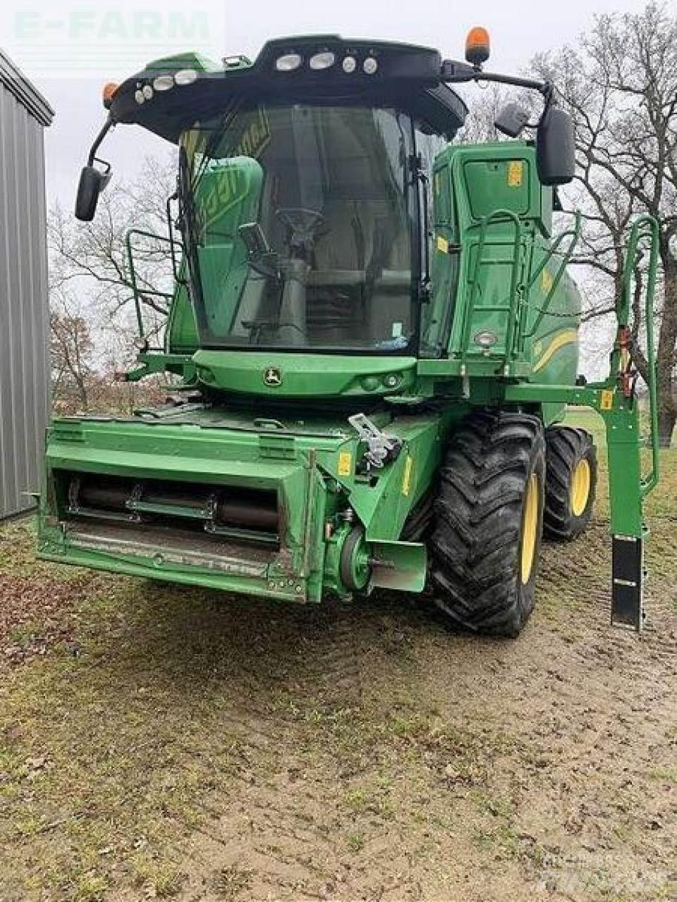 John Deere w660 Ražas novākšanas kombaini