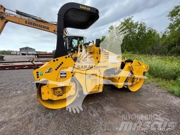 Sakai SW654ND Vienvalča grunts veltņi